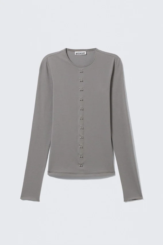 Top de manga larga con aberturas – Gris Top de manga larga con aberturas – Gris