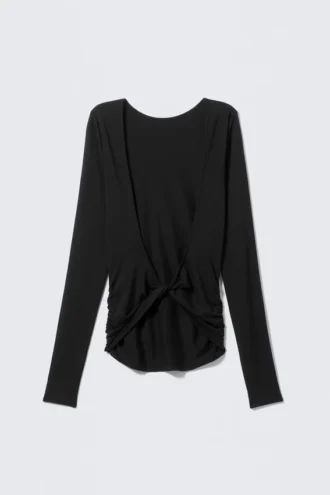 Top de manga larga con espalda abierta – Negro