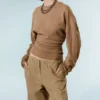 Top de manga larga con pliegues – Beige oscuro Top de manga larga con pliegues – Beige oscuro