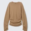 Top de manga larga con pliegues – Beige oscuro Top de manga larga con pliegues – Beige oscuro