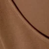 Top de manga larga, corte entallado y cuello redondo – Marrón