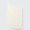 Top de punto con un solo hombro – Blanco empolvado Top de punto con un solo hombro – Blanco empolvado