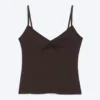 Top de tirantes con cuello en V – Marrón oscuro Top de tirantes con cuello en V – Marrón oscuro