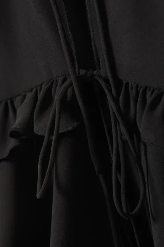 Top de tirantes con volantes – Negro