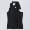 Top de tirantes y un solo hombro – Negro Top de tirantes y un solo hombro – Negro