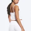 Top deportivo con tirantes – Blanco roto Top deportivo con tirantes – Blanco roto