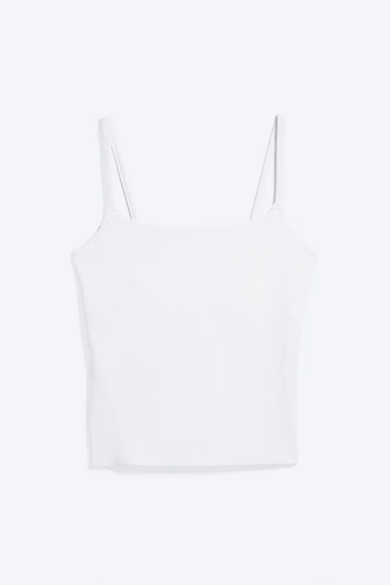 Top deportivo con tirantes – Blanco roto Top deportivo con tirantes – Blanco roto