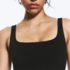 Top deportivo corto – Negro Top deportivo corto – Negro