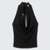 Top drapeado con cascada de pedrería – Negro Top drapeado con cascada de pedrería – Negro