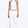 Top drapeado con cuello halter – Blanco Top drapeado con cuello halter – Blanco