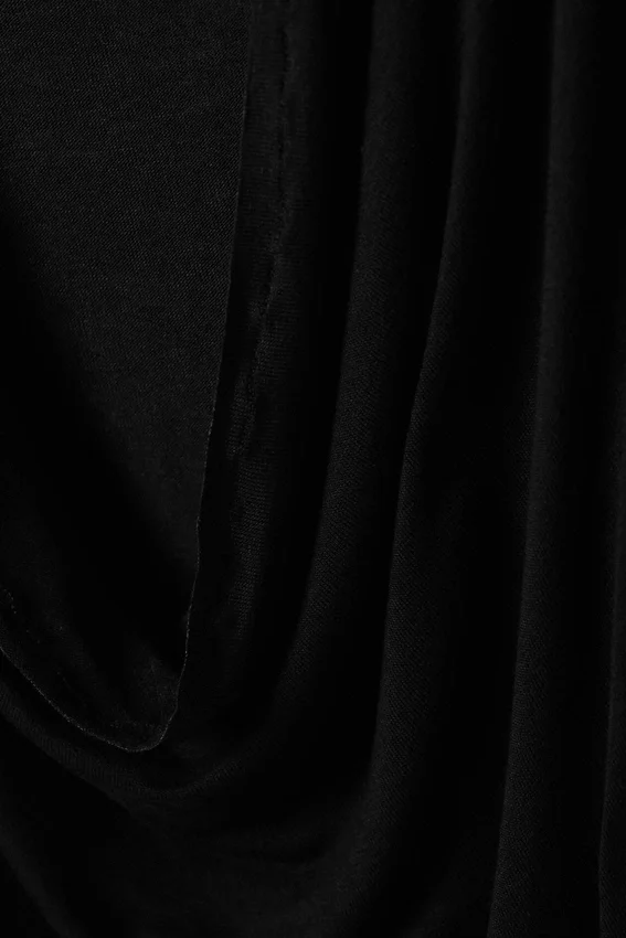 Top drapeado de manga larga – Negro Top drapeado de manga larga – Negro