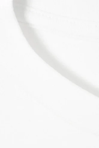 Top oversize de manga larga y tejido suave – Blanco