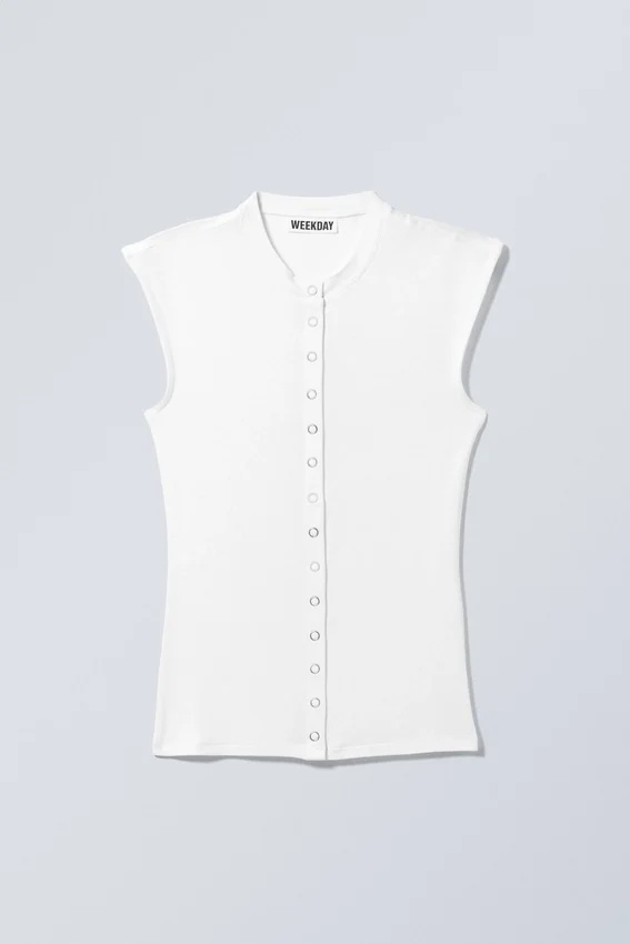 Top sin mangas con botones – Blanco Top sin mangas con botones – Blanco