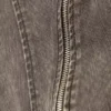 Top sin mangas con cremallera curvada – Gris oscuro Top sin mangas con cremallera curvada – Gris oscuro