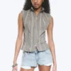 Top sin mangas con cuello alto y cremallera – Gris polvoriento Top sin mangas con cuello alto y cremallera – Gris polvoriento
