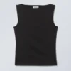 Top sin mangas con cuello barco Annie – Negro