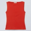 Top sin mangas con cuello barco Annie – Rojo