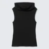 Top sin mangas con cuello de embudo – Negro