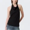 Top sin mangas con cuello halter drapeado – Negro
