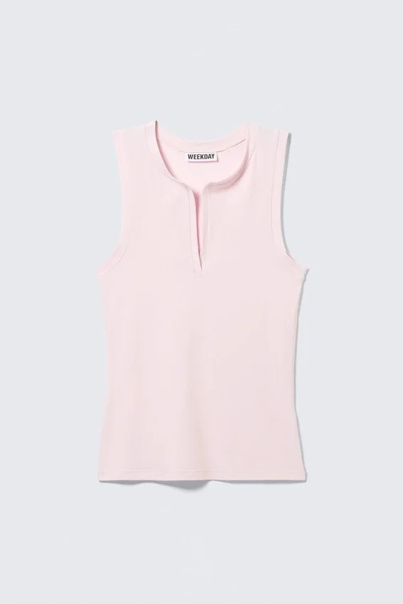 Top sin mangas de corte ajustado con cuello en V – Rosa claro Top sin mangas de corte ajustado con cuello en V – Rosa claro