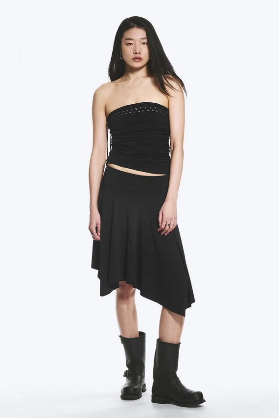 Top sin tirantes con lazo cruzado – Negro Top sin tirantes con lazo cruzado – Negro