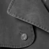Trench corto de doble botonadura lavado – Gris oscuro Trench corto de doble botonadura lavado – Gris oscuro
