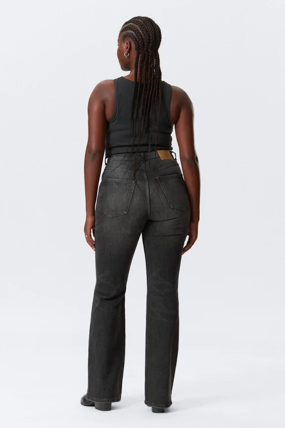 Vaqueros acampanados de talle alto y corte regular Glow Curve – Black Web – Negro Vaqueros acampanados de talle alto y corte regular Glow Curve – Black Web – Negro