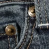 Vaqueros acampanados de talle bajo con canesú curvo – Azul desierto – Azul oscuro Vaqueros acampanados de talle bajo con canesú curvo – Azul desierto – Azul oscuro