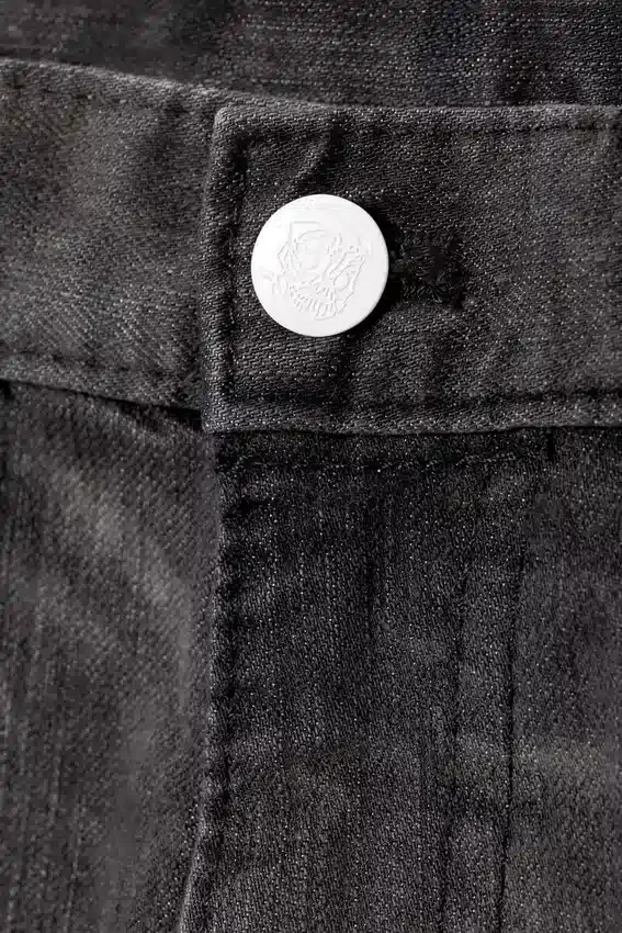 Vaqueros ajustados de cintura baja y corte cónico – Rubby Black | Cheap Monday GB Vaqueros ajustados de cintura baja y corte cónico – Rubby Black | Cheap Monday GB