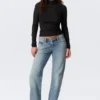 Vaqueros Arrow de talle bajo, corte recto y regular – Azul descolorido – Azul medio Vaqueros Arrow de talle bajo, corte recto y regular – Azul descolorido – Azul medio