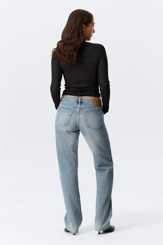 Vaqueros Arrow de talle bajo, corte recto y regular – Azul descolorido – Azul medio Vaqueros Arrow de talle bajo, corte recto y regular – Azul descolorido – Azul medio