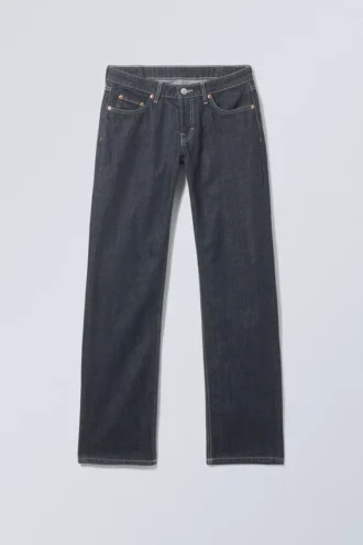 Vaqueros Arrow de talle bajo, corte recto y regular – Blue Rinse – Azul oscuro Vaqueros Arrow de talle bajo, corte recto y regular – Blue Rinse – Azul oscuro