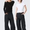 Vaqueros Astro Loose Baggy de talle medio, corte holgado y pierna ancha con acabado recubierto – Recubrimiento índigo Vaqueros Astro Loose Baggy de talle medio, corte holgado y pierna ancha con acabado recubierto – Recubrimiento índigo