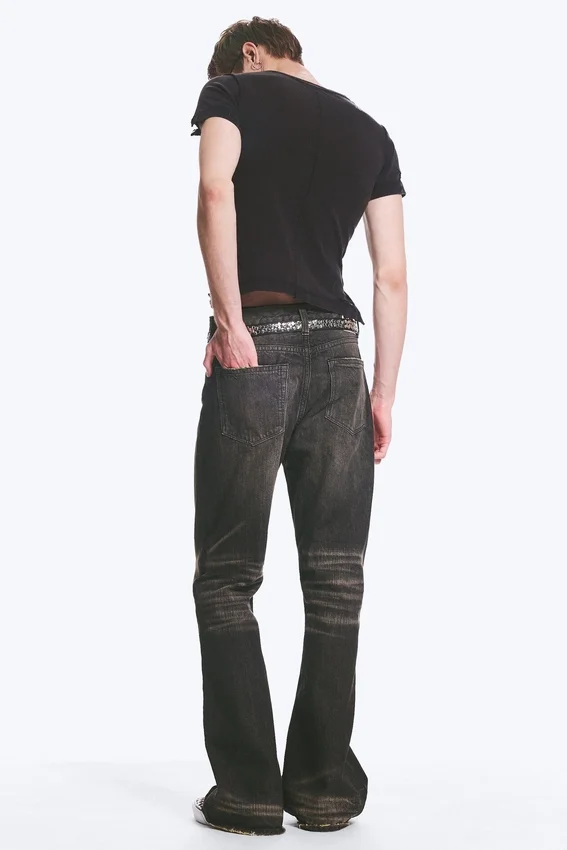 Vaqueros Boo Bootleg de talle bajo y corte acampanado regular – Negro vintage – Negro oscuro | Cheap Monday Gb Vaqueros Boo Bootleg de talle bajo y corte acampanado regular – Negro vintage – Negro oscuro | Cheap Monday Gb