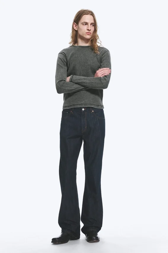 Vaqueros Bootcut de talle medio y corte holgado Mercury – Blue Rinse – Azul oscuro Vaqueros Bootcut de talle medio y corte holgado Mercury – Blue Rinse – Azul oscuro