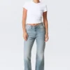 Vaqueros Bootcut de talle medio y corte regular – Seventeen Blue – Azul medio Vaqueros Bootcut de talle medio y corte regular – Seventeen Blue – Azul medio