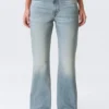 Vaqueros Bootcut de talle medio y corte regular – Seventeen Blue – Azul medio Vaqueros Bootcut de talle medio y corte regular – Seventeen Blue – Azul medio