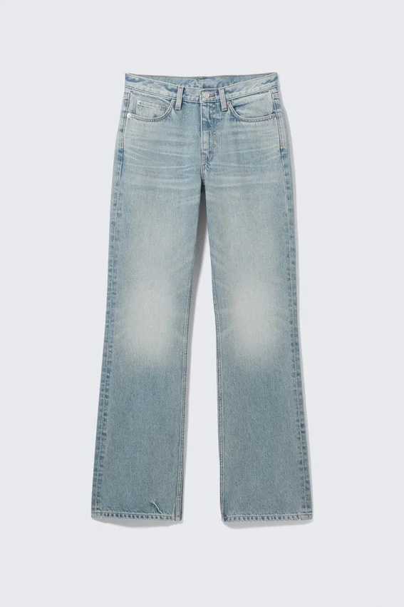 Vaqueros Bootcut de talle medio y corte regular – Seventeen Blue – Azul medio Vaqueros Bootcut de talle medio y corte regular – Seventeen Blue – Azul medio