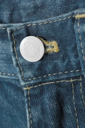 Vaqueros Bootleg de talle bajo y corte acampanado regular – Azul descolorido | Cheap Monday Gb