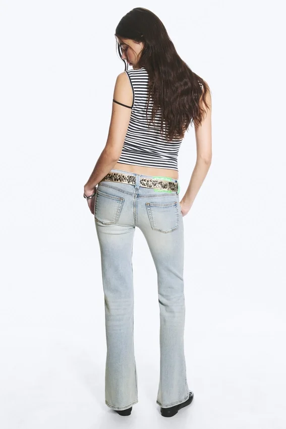 Vaqueros Booty Bei de talle bajo, ajustados y acampanados – Azul claro | Cheap Monday Gb Vaqueros Booty Bei de talle bajo, ajustados y acampanados – Azul claro | Cheap Monday Gb