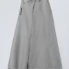 Vaqueros con pliegues Unifrom™ + Weekday Edición Limitada – Gris bicolor Vaqueros con pliegues Unifrom™ + Weekday Edición Limitada – Gris bicolor