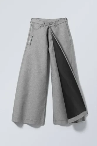 Vaqueros con pliegues Unifrom™ + Weekday Edición Limitada – Gris bicolor