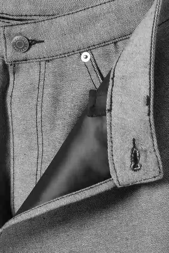 Vaqueros con pliegues Unifrom™ + Weekday Edición Limitada – Gris bicolor Vaqueros con pliegues Unifrom™ + Weekday Edición Limitada – Gris bicolor