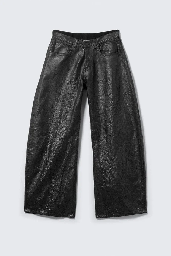 Vaqueros de corte holgado y pierna acampanada con efecto craquelado – Negro Vaqueros de corte holgado y pierna acampanada con efecto craquelado – Negro