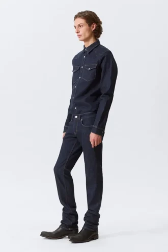 Vaqueros de talle bajo y corte ajustado – Blue Rinse – Azul oscuro
