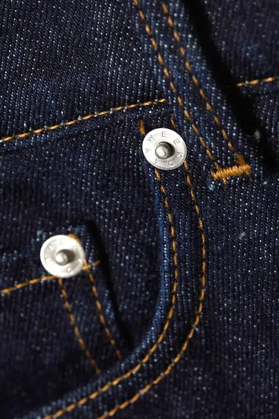 Vaqueros de talle bajo y corte ajustado – Blue Rinse – Azul oscuro Vaqueros de talle bajo y corte ajustado – Blue Rinse – Azul oscuro