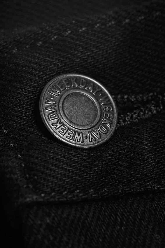 Vaqueros de talle medio y corte acampanado holgado Mercury – Lavado negro – Negro Vaqueros de talle medio y corte acampanado holgado Mercury – Lavado negro – Negro