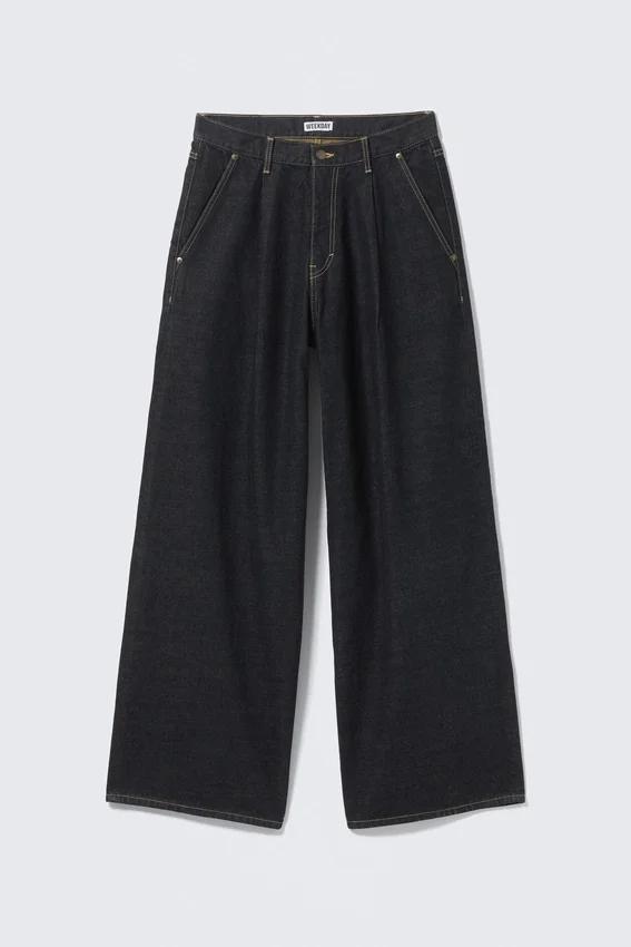 Vaqueros holgados con pliegues – Lavado esmeralda – Azul oscuro Vaqueros holgados con pliegues – Lavado esmeralda – Azul oscuro