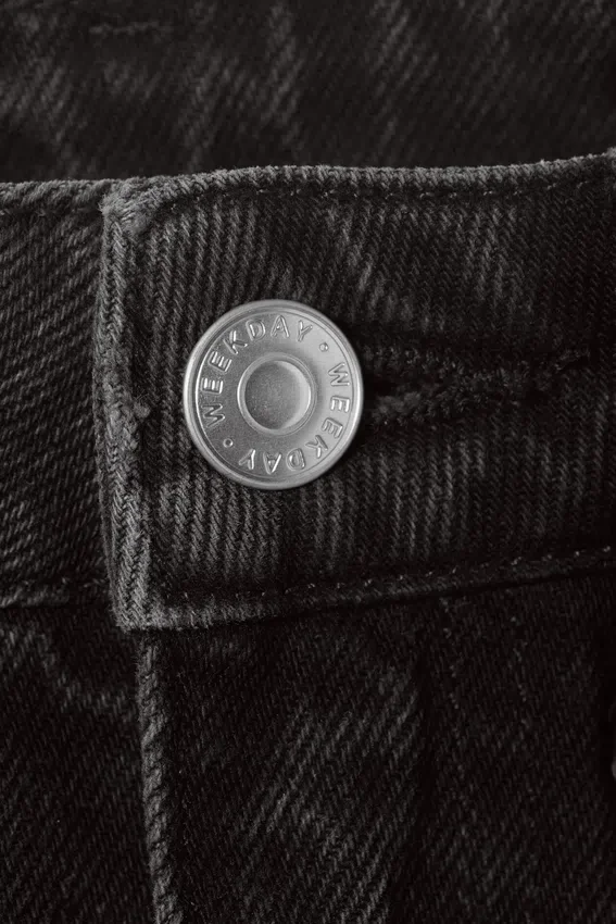 Vaqueros holgados de cintura alta «Mom» – Negro Vaqueros holgados de cintura alta «Mom» – Negro