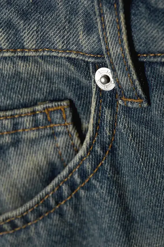 Vaqueros holgados de cintura baja Naoki – Azul Nikki Vaqueros holgados de cintura baja Naoki – Azul Nikki